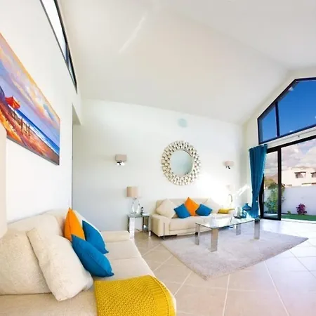 Βίλα Stunning 3-Bed Villa In Playa Blanca