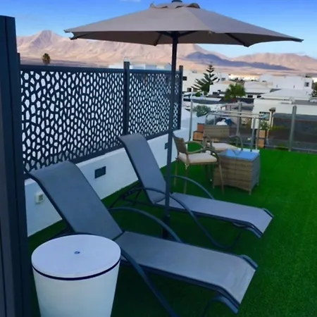 Stunning 3-Bed Villa In Playa Blanca Βίλα